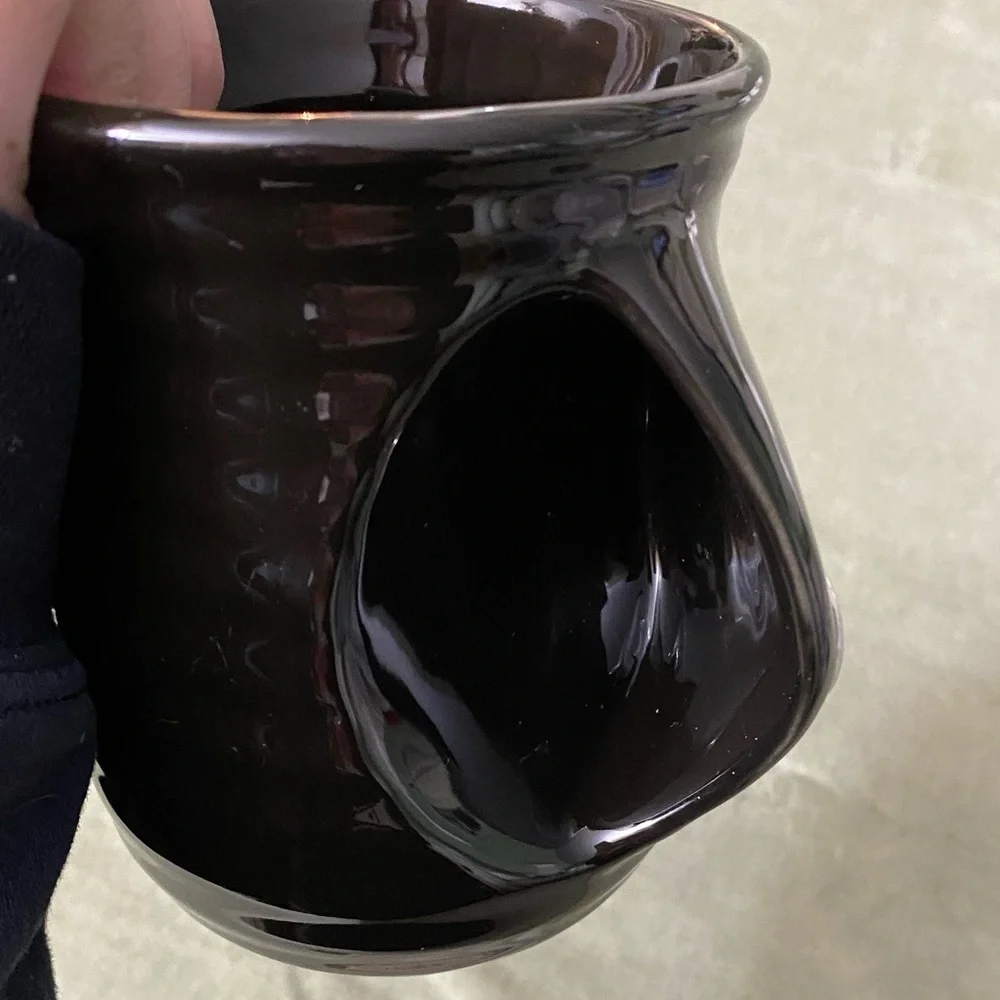 Pottery hand warmer mug black kitty cat face ribbed UBM